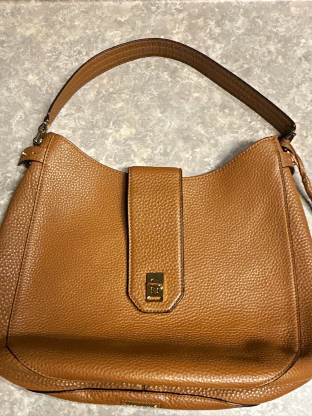 Rebecca Minkoff Darren Hobo,
Pebbeled leather Excellent condition.